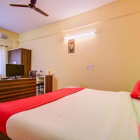 Capital O 17320 Vijaya Residency Манипала Экстерьер фото